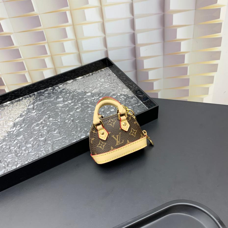 repliche,replica,perfette,siti di,affidabili,migliori siti,dove comprare,1:1,scarpe da ginnastica M01706 ️Louis Vuitton mini borsa a conchiglia con ciondolo portachiavi (AA45) repliche,replica,perfette,siti di,affidabili,migliori siti,dove comprare,1:1,scarpe da ginnastica M01706 ️Louis Vuitton mini borsa a conchiglia con ciondolo portachiavi (AA45)