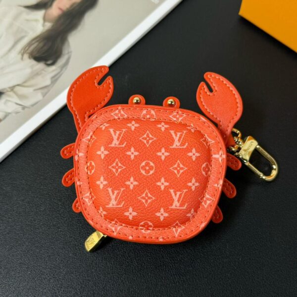 repliche,replica,perfette,siti di,affidabili,migliori siti,dove comprare,1:1,scarpe da ginnastica Louis Vuitton Piccolo Granchio Borsa per cuffie Portachiavi con ciondolo (A070)