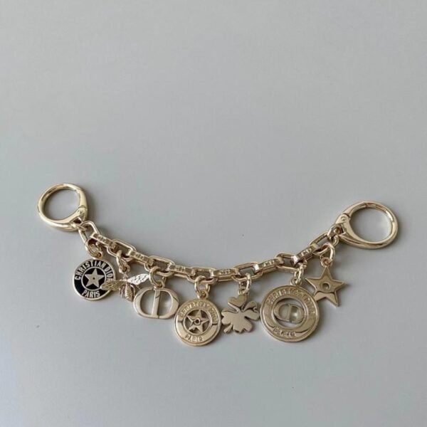 repliche,replica,perfette,siti di,affidabili,migliori siti,dove comprare,1:1,scarpe da ginnastica Nuovi charm da borsa Dior (0A81)