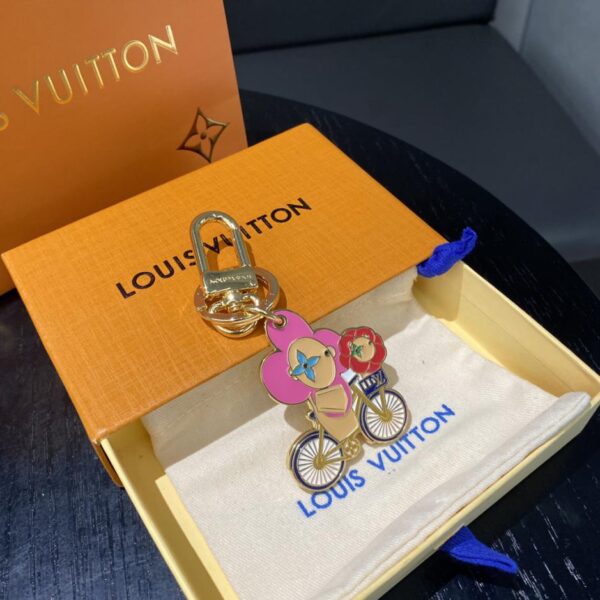 repliche,replica,perfette,siti di,affidabili,migliori siti,dove comprare,1:1,scarpe da ginnastica Il nuovo portachiavi di LV sta arrivando, ciondolo con bambola di girasole da bicicletta (4E6D)