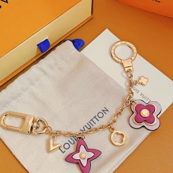 repliche,replica,perfette,siti di,affidabili,migliori siti,dove comprare,1:1,scarpe da ginnastica BLOOMING FLOWERS CHAIN ​​accessori borsa e portachiavi M63086