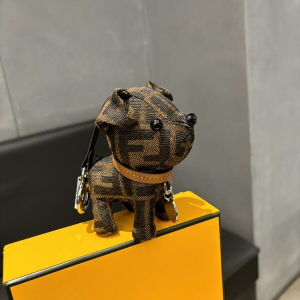 repliche,replica,perfette,siti di,affidabili,migliori siti,dove comprare,1:1,scarpe da ginnastica Nuovo FENDI Fendi Portachiavi con ciondolo per borsa di riparazione per cani in edizione limitata (EA54)