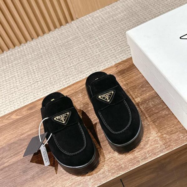 repliche,replica,perfette,siti di,affidabili,migliori siti,dove comprare,1:1,scarpe da ginnastica [Versione top] Il nuovo semirimorchio Birkenstock con suola spessa di Prada (6DF1)