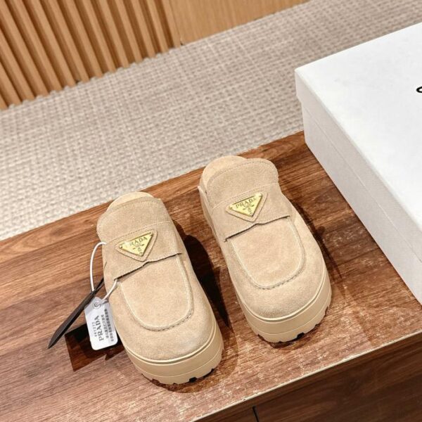 repliche,replica,perfette,siti di,affidabili,migliori siti,dove comprare,1:1,scarpe da ginnastica [Versione top] Il nuovo semirimorchio Birkenstock con suola spessa di Prada (C974)