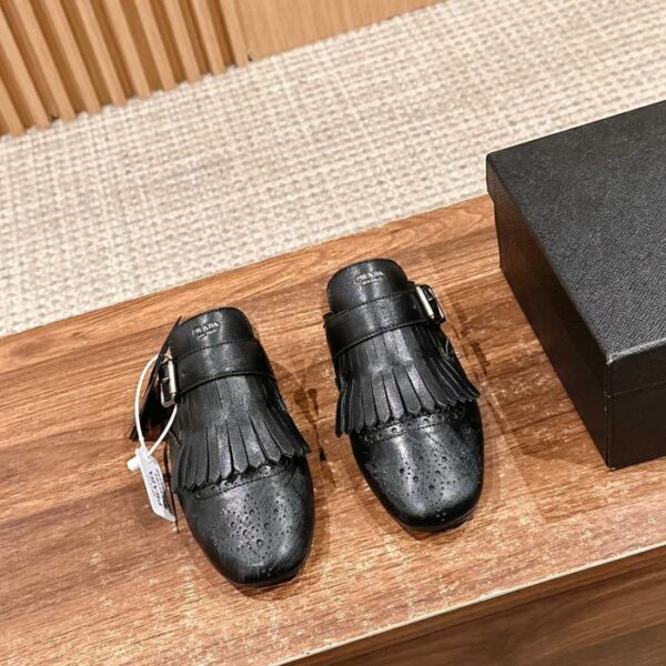 repliche,replica,perfette,siti di,affidabili,migliori siti,dove comprare,1:1,scarpe da ginnastica [Versione Top] Prada Scarpe con nappe retrò Brogue intagliate Slip-On Half Drag (9B37)