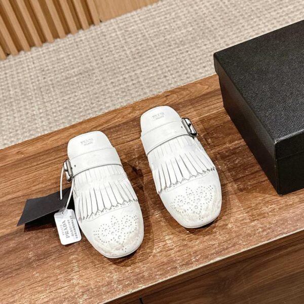 repliche,replica,perfette,siti di,affidabili,migliori siti,dove comprare,1:1,scarpe da ginnastica [Versione Top] Prada Scarpe con nappe retrò Brogue intagliate Slip-On Half Drag (DF58)
