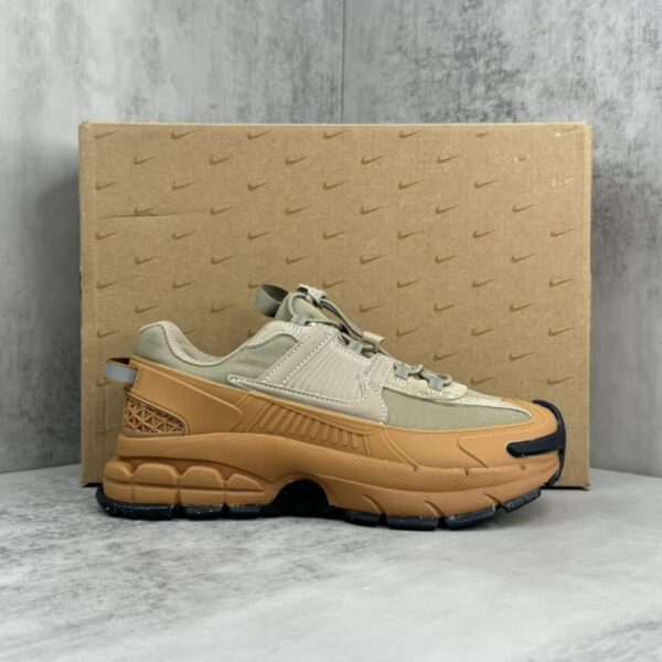repliche,replica,perfette,siti di,affidabili,migliori siti,dove comprare,1:1,scarpe da ginnastica Nike Zoom Vomero Roam maratona retrò scarpe da jogging sportive casual di quinta generazione