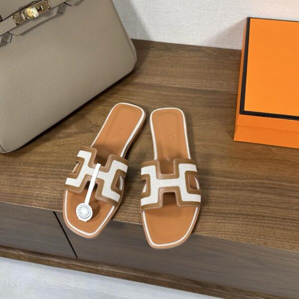 repliche,replica,perfette,siti di,affidabili,migliori siti,dove comprare,1:1,scarpe da ginnastica Hermes Oran Hermes H Sandali Serie (7AE2)