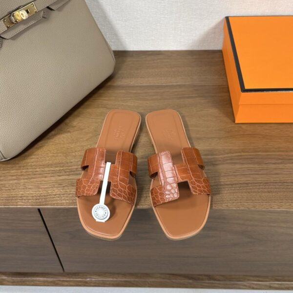 repliche,replica,perfette,siti di,affidabili,migliori siti,dove comprare,1:1,scarpe da ginnastica Hermes Oran Hermes H Sandali Serie (F8F4)