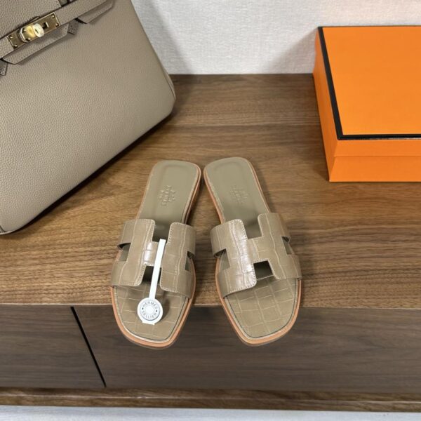 repliche,replica,perfette,siti di,affidabili,migliori siti,dove comprare,1:1,scarpe da ginnastica Hermes Oran Hermes H Sandali Serie (3A0A)