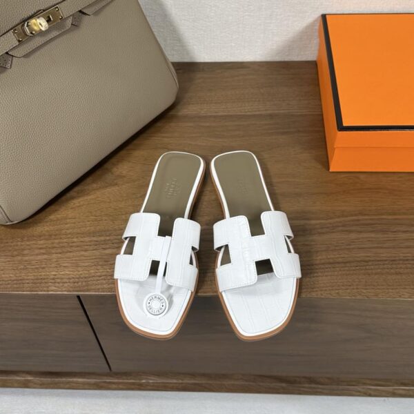 repliche,replica,perfette,siti di,affidabili,migliori siti,dove comprare,1:1,scarpe da ginnastica Hermes Oran Hermes H Sandali Serie (4D43)