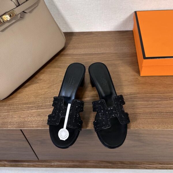 repliche,replica,perfette,siti di,affidabili,migliori siti,dove comprare,1:1,scarpe da ginnastica Serie di sandali Hermes Oran Hermes H forati (B090)