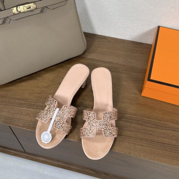 repliche,replica,perfette,siti di,affidabili,migliori siti,dove comprare,1:1,scarpe da ginnastica Hermes Oran Sandali Hermes H serie grande superficie diamantata (F7D2)