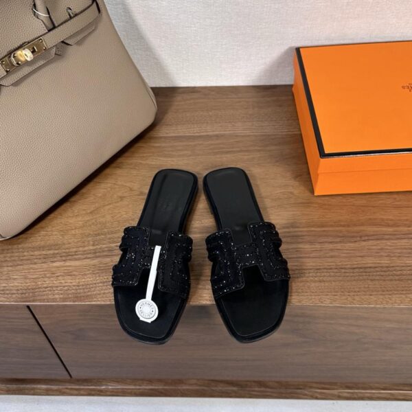 repliche,replica,perfette,siti di,affidabili,migliori siti,dove comprare,1:1,scarpe da ginnastica Pantofole Hermès H Sandali Oran serie poggiapiedi impiombati (D777)