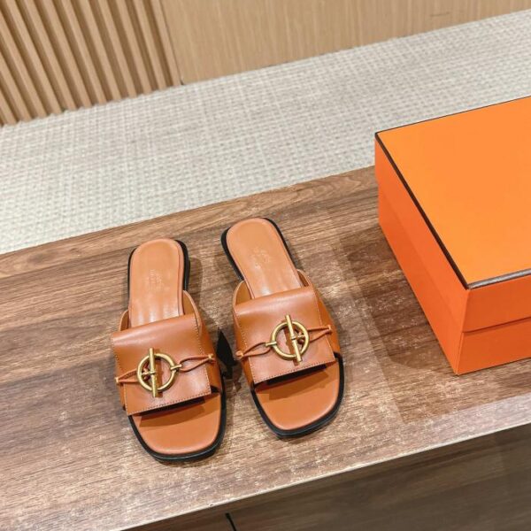 [Versione top] Hermes 2025ss Hermes nuove pantofole con tacco piatto e fibbia (24CF)