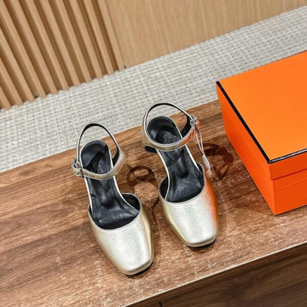 repliche,replica,perfette,siti di,affidabili,migliori siti,dove comprare,1:1,scarpe da ginnastica [Versione top] Hermès nuove ballerine Mary Jane con tacco spesso e piatto (D4EA)
