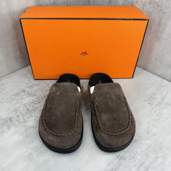 repliche,replica,perfette,siti di,affidabili,migliori siti,dove comprare,1:1,scarpe da ginnastica HERMES Hermès Baotou Mezza Resistenza (558B)
