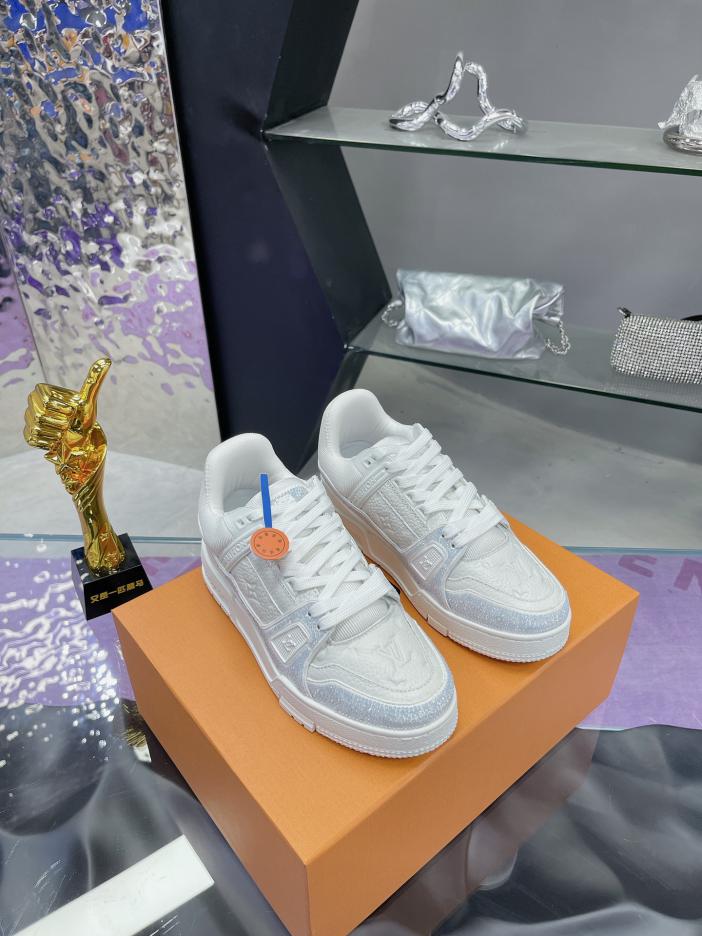 repliche,replica,perfette,siti di,affidabili,migliori siti,dove comprare,1:1,scarpe da ginnastica Serie di sneaker LV LV Trainer Maxi sneakers forate a mano repliche,replica,perfette,siti di,affidabili,migliori siti,dove comprare,1:1,scarpe da ginnastica Serie di sneaker LV LV Trainer Maxi sneakers forate a mano