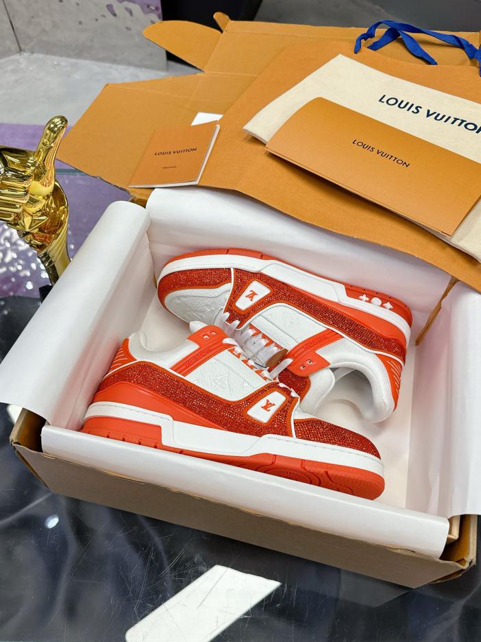 repliche,replica,perfette,siti di,affidabili,migliori siti,dove comprare,1:1,scarpe da ginnastica Serie di sneaker LV LV Trainer Maxi sneakers forate a mano repliche,replica,perfette,siti di,affidabili,migliori siti,dove comprare,1:1,scarpe da ginnastica Serie di sneaker LV LV Trainer Maxi sneakers forate a mano