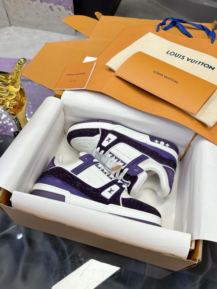 repliche,replica,perfette,siti di,affidabili,migliori siti,dove comprare,1:1,scarpe da ginnastica Serie di sneaker LV LV Trainer Maxi sneakers forate a mano repliche,replica,perfette,siti di,affidabili,migliori siti,dove comprare,1:1,scarpe da ginnastica Serie di sneaker LV LV Trainer Maxi sneakers forate a mano