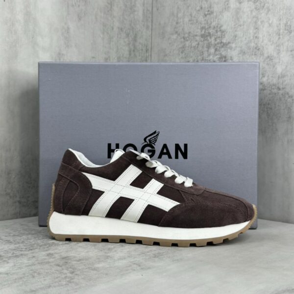 repliche,replica,perfette,siti di,affidabili,migliori siti,dove comprare,1:1,scarpe da ginnastica La nuova H-STRIPES di Hogan utilizza un design decorato con strisce verticali e increspature per realizzare scarpe di lusso