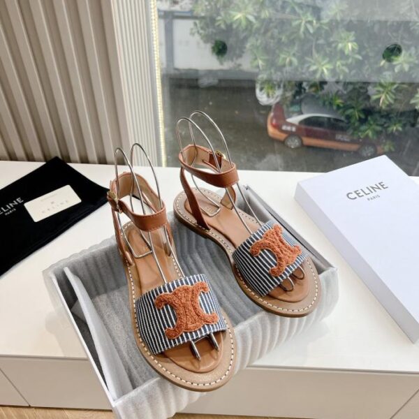 repliche,replica,perfette,siti di,affidabili,migliori siti,dove comprare,1:1,scarpe da ginnastica CELINE G039 nuovi sandali primaverili ed estivi Arc de Triomphe Sandali e pantofole micro-etichetta con fondo piatto in stile britannico