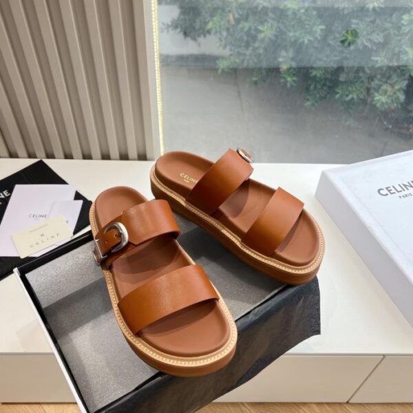 repliche,replica,perfette,siti di,affidabili,migliori siti,dove comprare,1:1,scarpe da ginnastica CELINE G067 nuove pantofole primaverili ed estive Arc de Triomphe Pantofole sandali micro-etichetta con fondo piatto in stile britannico