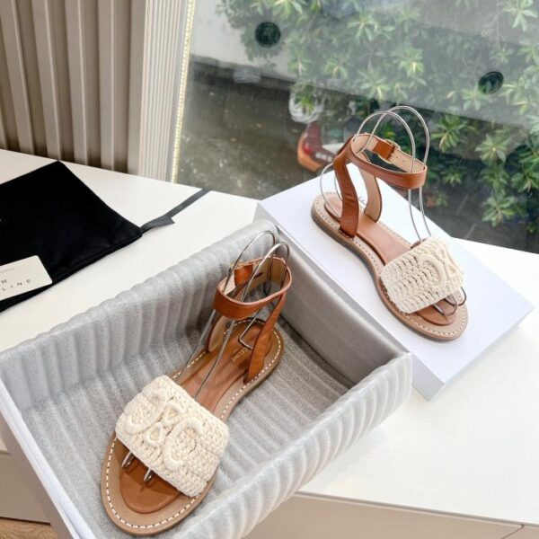 repliche,replica,perfette,siti di,affidabili,migliori siti,dove comprare,1:1,scarpe da ginnastica CELINE G039 nuovi sandali primaverili ed estivi Arc de Triomphe Sandali e pantofole micro-etichetta con fondo piatto in stile britannico