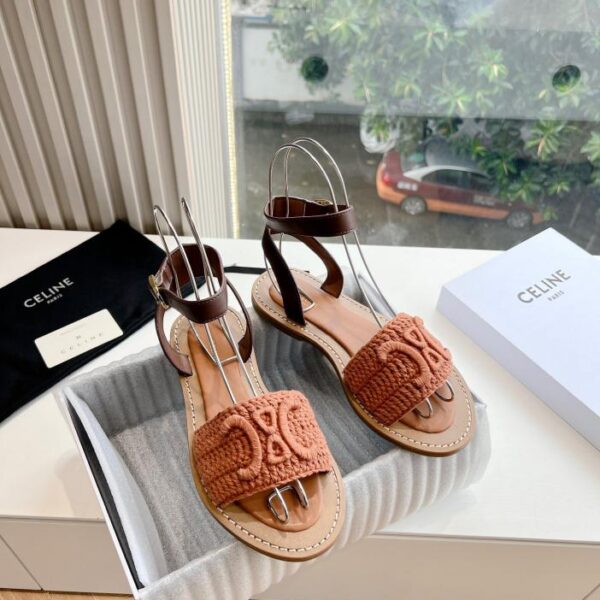 repliche,replica,perfette,siti di,affidabili,migliori siti,dove comprare,1:1,scarpe da ginnastica CELINE G039 nuovi sandali primaverili ed estivi Arc de Triomphe Sandali e pantofole micro-etichetta con fondo piatto in stile britannico