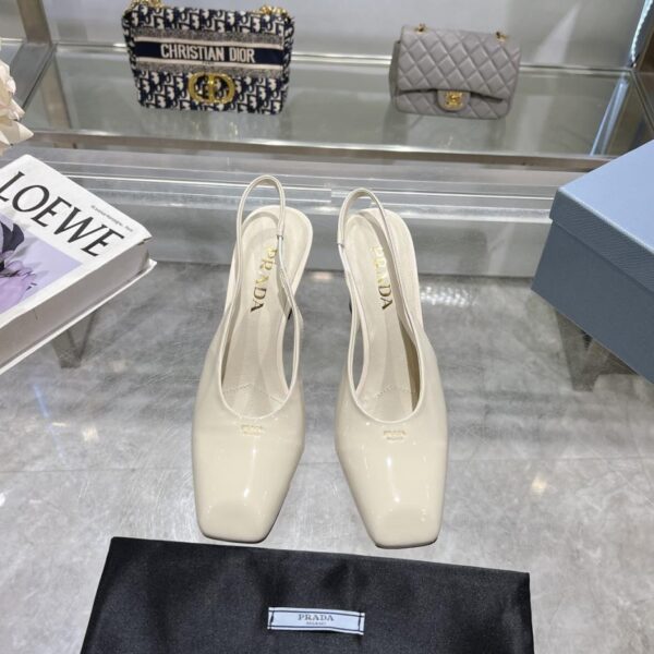 repliche,replica,perfette,siti di,affidabili,migliori siti,dove comprare,1:1,scarpe da ginnastica PRADA punta quadrata tacco alto tacco quadrato sandali con tacco spesso scarpe vuote