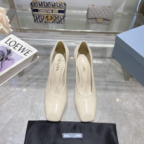 PRADA punta quadrata tacco alto tacco quadrato sandali con tacco spesso scarpe vuote