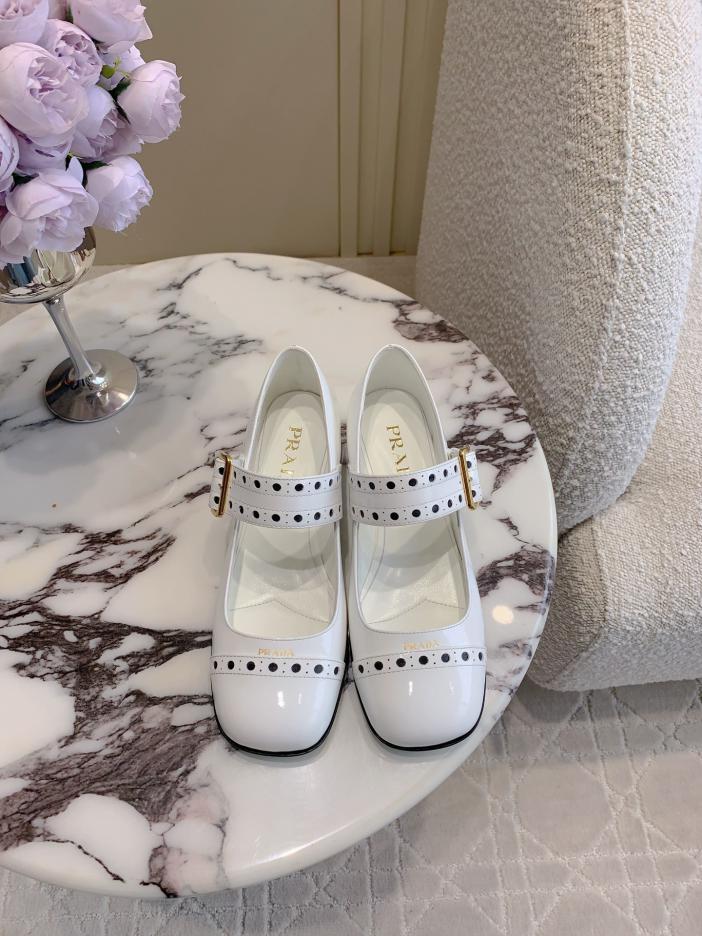 repliche,replica,perfette,siti di,affidabili,migliori siti,dove comprare,1:1,scarpe da ginnastica Prad nuove scarpe Mary Jane con tacco largo repliche,replica,perfette,siti di,affidabili,migliori siti,dove comprare,1:1,scarpe da ginnastica Prad nuove scarpe Mary Jane con tacco largo