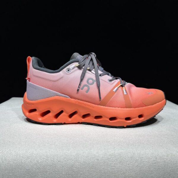 repliche,replica,perfette,siti di,affidabili,migliori siti,dove comprare,1:1,scarpe da ginnastica Tessuto da trail On Cloudsurfer, scarpe lifestyle comode e versatili, ammortizzanti, traspiranti e leggere, dal taglio basso