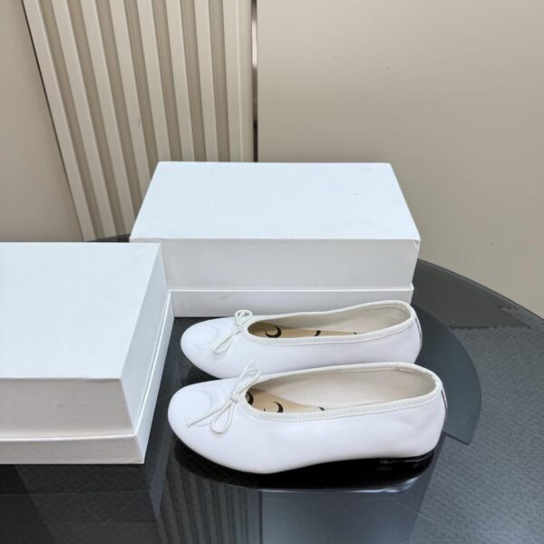 repliche,replica,perfette,siti di,affidabili,migliori siti,dove comprare,1:1,scarpe da ginnastica Modello congiunto Luna Advent-Marine serre x Repetto
