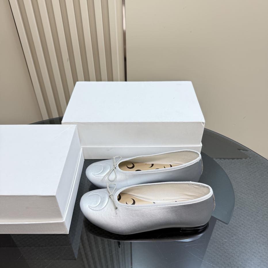 repliche,replica,perfette,siti di,affidabili,migliori siti,dove comprare,1:1,scarpe da ginnastica Modello congiunto Luna Advent-Marine serre x Repetto repliche,replica,perfette,siti di,affidabili,migliori siti,dove comprare,1:1,scarpe da ginnastica Modello congiunto Luna Advent-Marine serre x Repetto