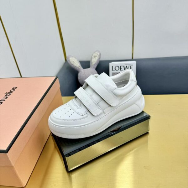 repliche,replica,perfette,siti di,affidabili,migliori siti,dove comprare,1:1,scarpe da ginnastica Acne Studios Classico Velcro Piatto Volto sorridente Sneakers casual in vera pelle Scarpe sportive da donna Scarpe bianche