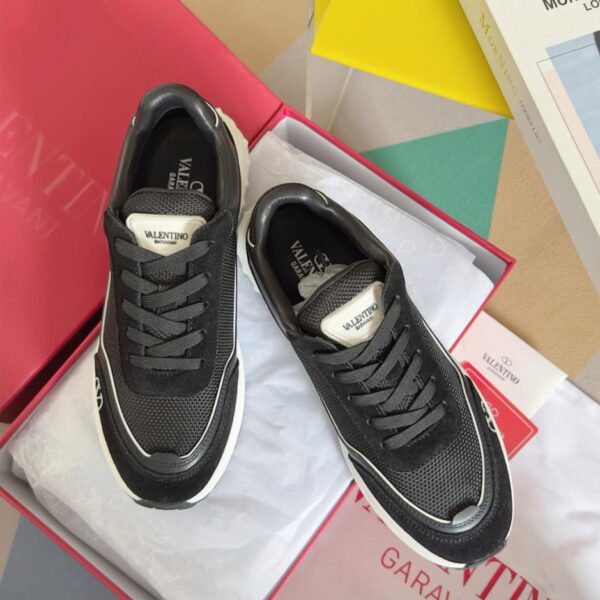 repliche,replica,perfette,siti di,affidabili,migliori siti,dove comprare,1:1,scarpe da ginnastica Le ultime sneakers casual con suola spessa di Valentino Valentino V Home