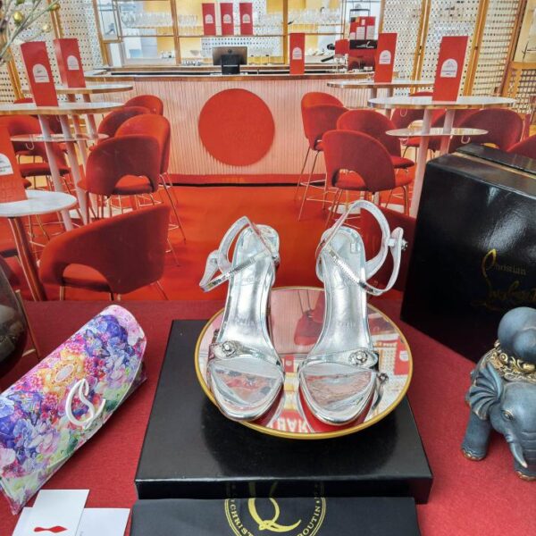 repliche,replica,perfette,siti di,affidabili,migliori siti,dove comprare,1:1,scarpe da ginnastica Sandali con tacco largo di Christian Loubottin