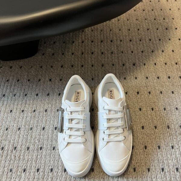 repliche,replica,perfette,siti di,affidabili,migliori siti,dove comprare,1:1,scarpe da ginnastica Scarpe bianche rialzate di Roger Vivie