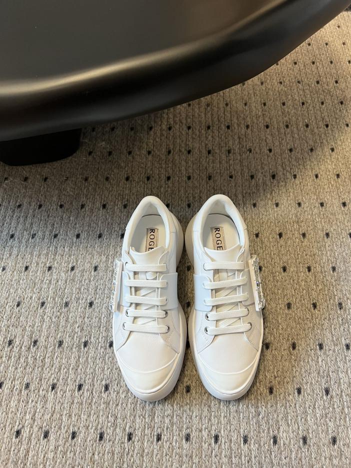 repliche,replica,perfette,siti di,affidabili,migliori siti,dove comprare,1:1,scarpe da ginnastica Scarpe bianche rialzate di Roger Vivie repliche,replica,perfette,siti di,affidabili,migliori siti,dove comprare,1:1,scarpe da ginnastica Scarpe bianche rialzate di Roger Vivie