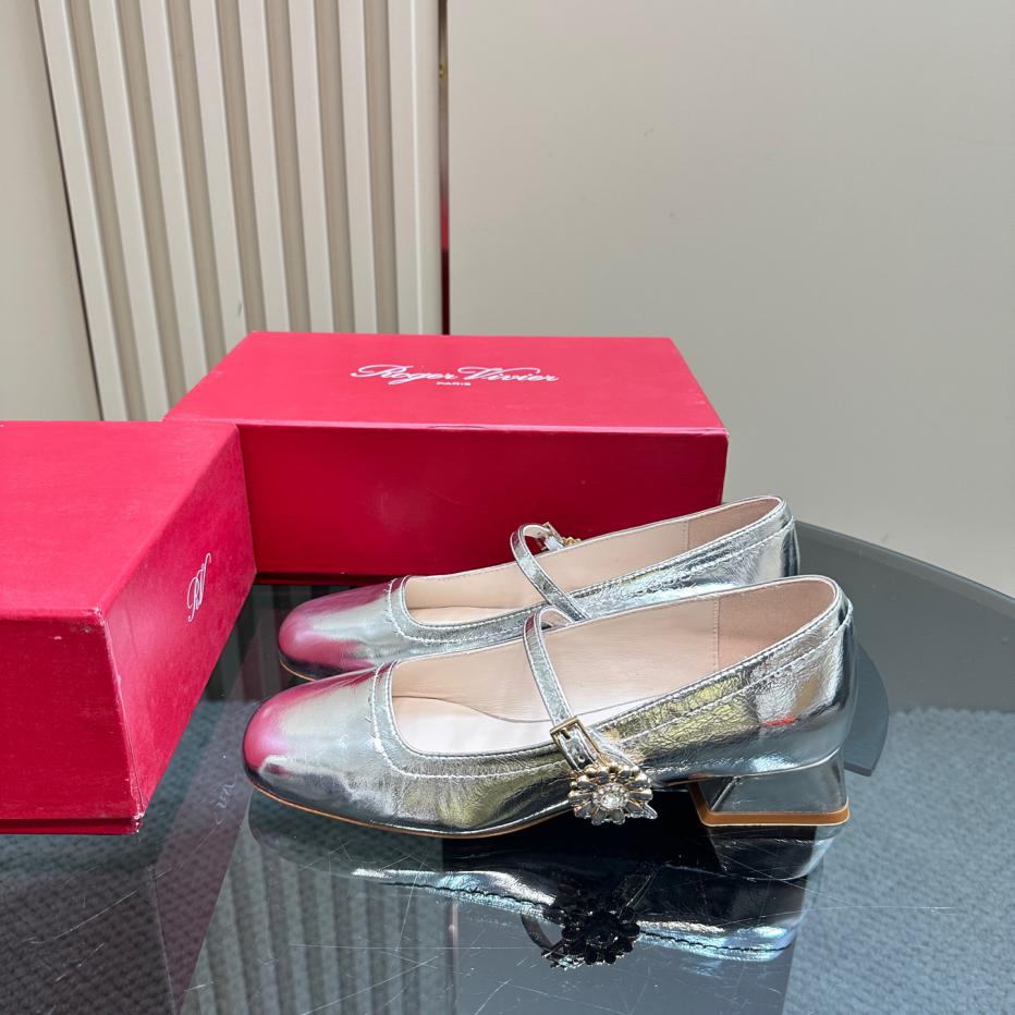 repliche,replica,perfette,siti di,affidabili,migliori siti,dove comprare,1:1,scarpe da ginnastica Scarpe Mary Jane con fibbia Rover Vivier RV Diamond repliche,replica,perfette,siti di,affidabili,migliori siti,dove comprare,1:1,scarpe da ginnastica Scarpe Mary Jane con fibbia Rover Vivier RV Diamond