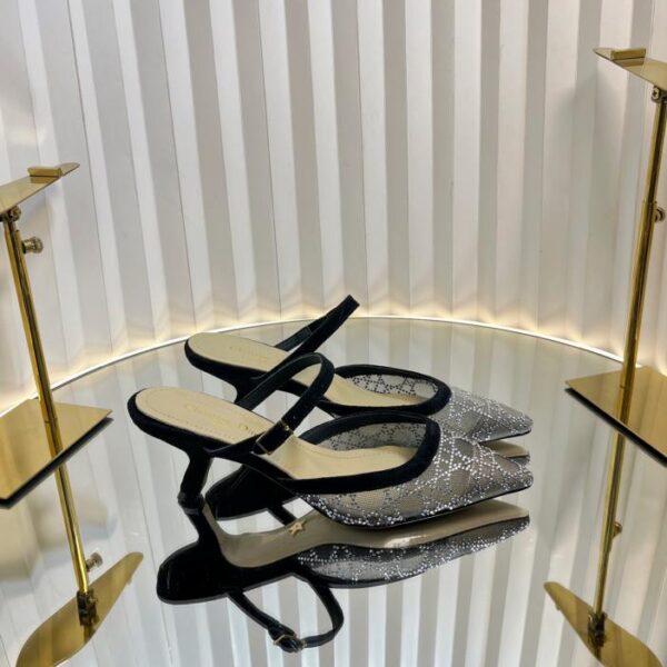 Nuovi tacchi alti della serie Bright Galaxy primaverile ed estiva di Dior