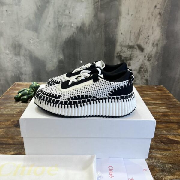 Nuova collezione Primavera/Estate Chloe Nama sneaker serie arcobaleno