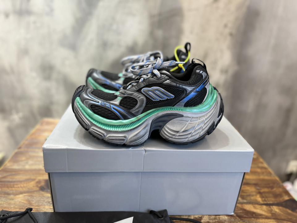 repliche,replica,perfette,siti di,affidabili,migliori siti,dove comprare,1:1,scarpe da ginnastica Balenciaga Sneaker stringate Balenciaga 10XL in mesh con punta tonda repliche,replica,perfette,siti di,affidabili,migliori siti,dove comprare,1:1,scarpe da ginnastica Balenciaga Sneaker stringate Balenciaga 10XL in mesh con punta tonda
