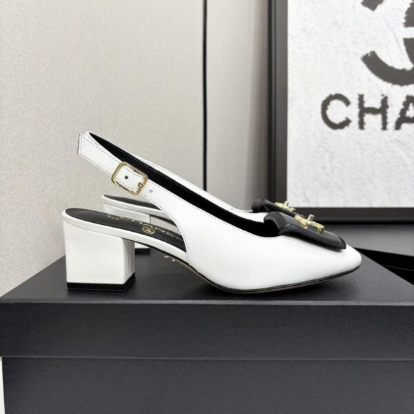 repliche,replica,perfette,siti di,affidabili,migliori siti,dove comprare,1:1,scarpe da ginnastica Nuovi prodotti Chanel all’inizio della primavera