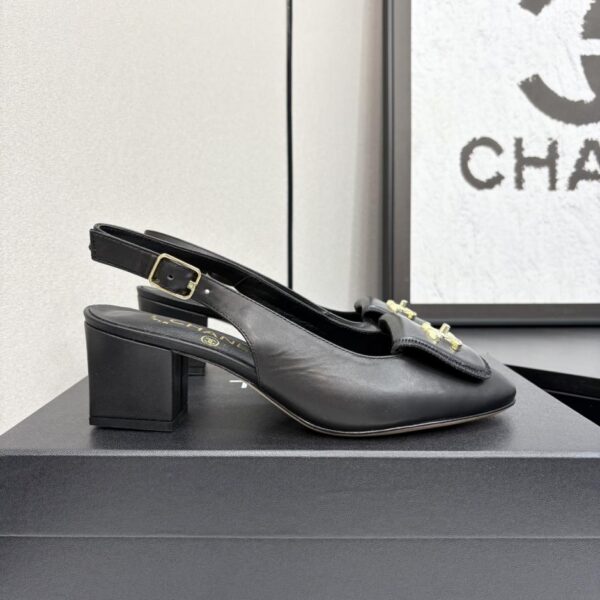 Nuovi prodotti Chanel all'inizio della primavera