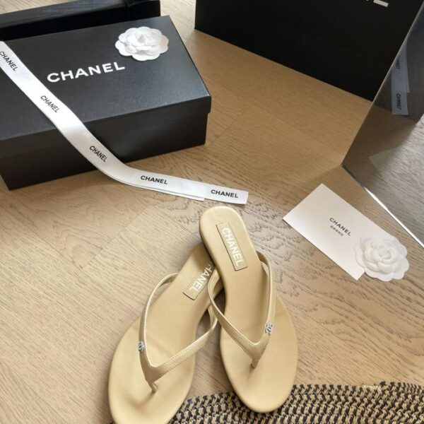 Chanel nuove infradito primavera estate