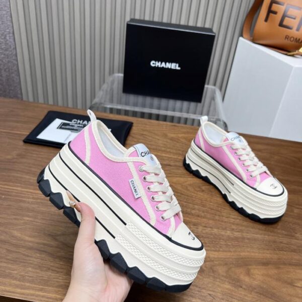 Scarpe biscotto Chanel scarpe sportive casual da banco