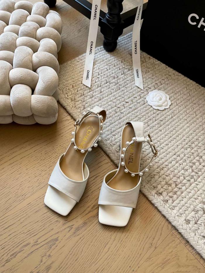 repliche,replica,perfette,siti di,affidabili,migliori siti,dove comprare,1:1,scarpe da ginnastica Chanel all’inizio della primavera nuovi sandali con tacco spesso perlato repliche,replica,perfette,siti di,affidabili,migliori siti,dove comprare,1:1,scarpe da ginnastica Chanel all’inizio della primavera nuovi sandali con tacco spesso perlato