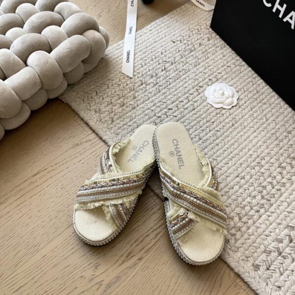Chanel all'inizio della primavera nuove pantofole in stile retr貌 con suola spessa